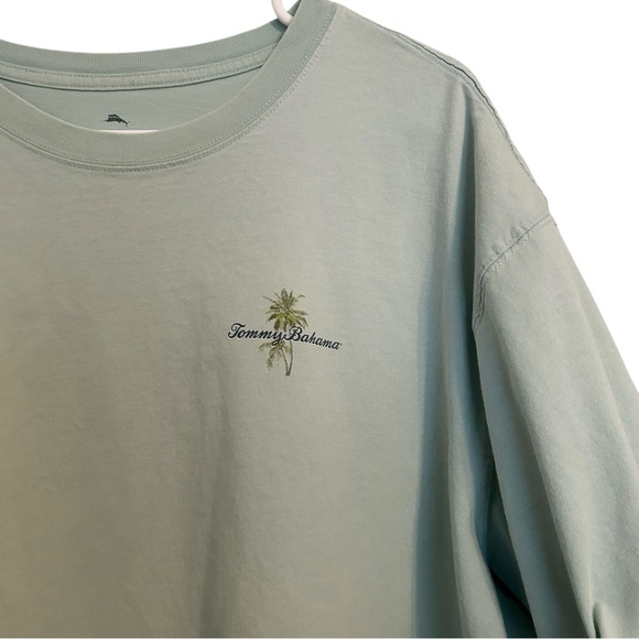 Tommy Bahama‎ Men’s medium Pontoon Floating Holiday Relax T-Shirt - Picture 1 of 4